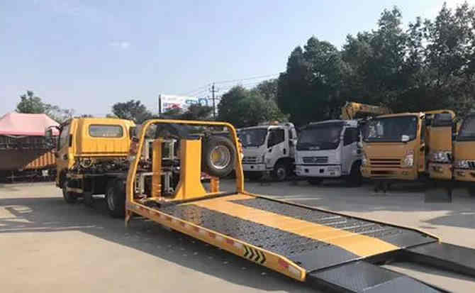 武侯区汽车中途维修案例